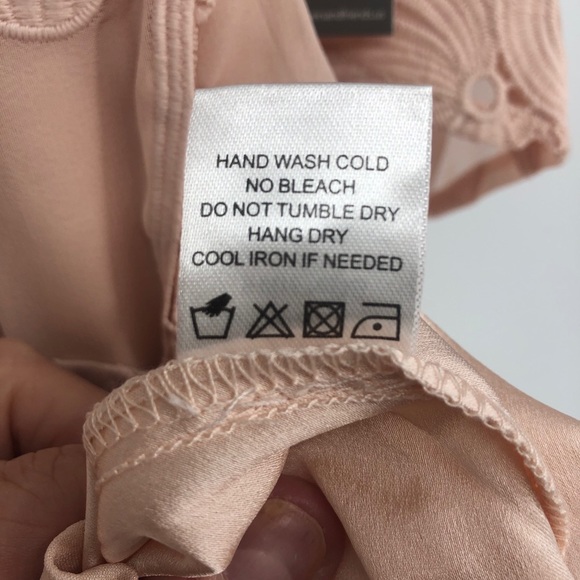 LOVERS + FRIENDS WISHFUL DRESS BLUSH FLORAL NEW - Picture 8 of 8